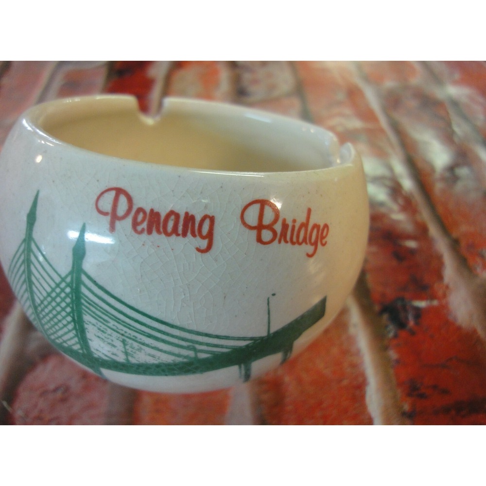 Penang Bridge lonest in Asia vintage cigarette ashtray collectible souvineer